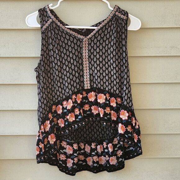 Patrons of peace low high tank top - Picture 1 of 7